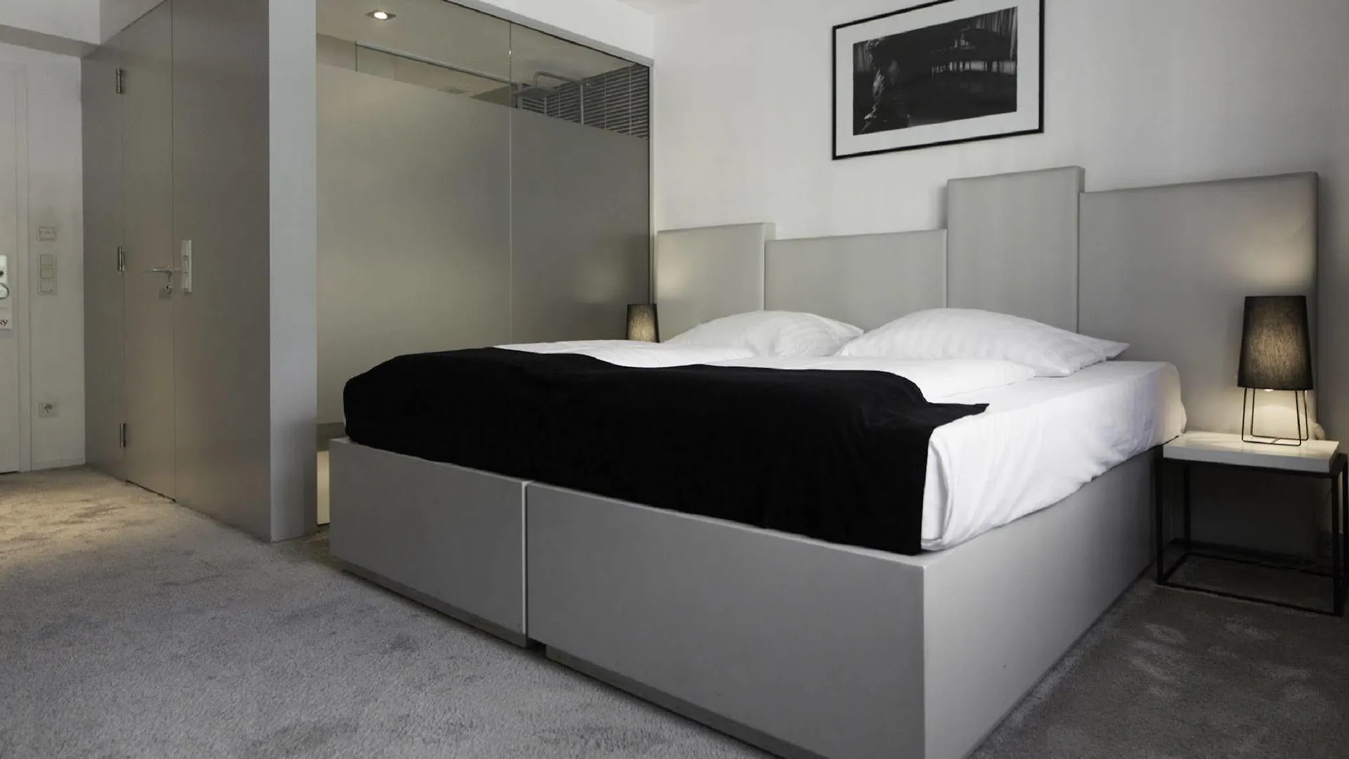 Pearl Design Hotel - Frankfurt City フランクフルト